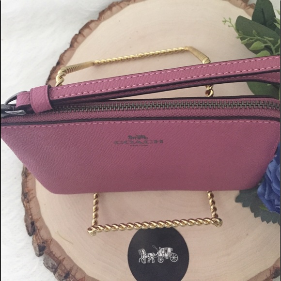 COACH Wristlet 🆕 - Picture 4 of 7